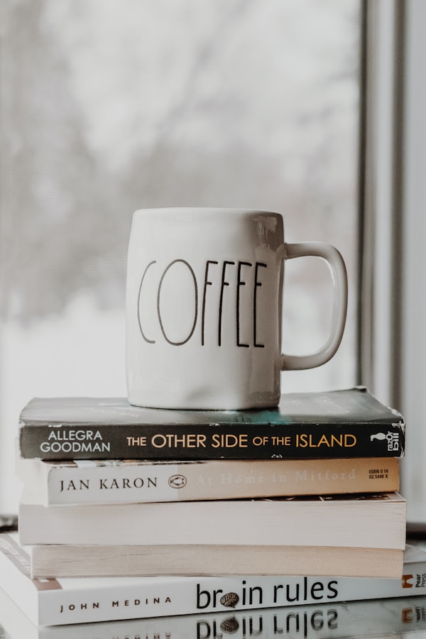 Une tasse en céramique